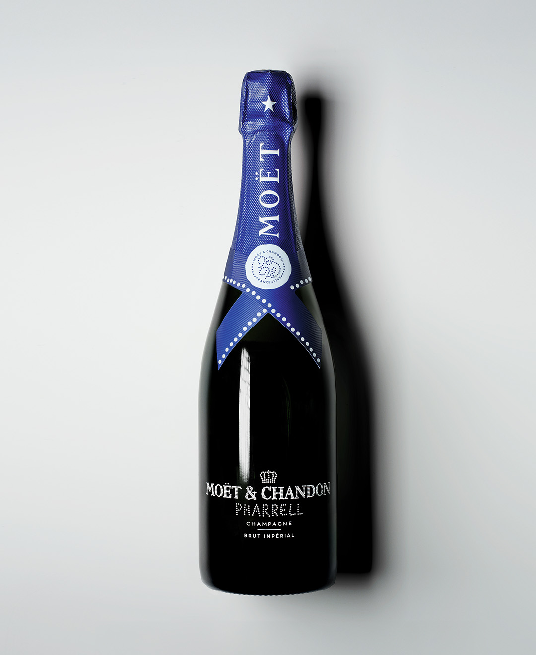 Moët & Chandon x Pharrell Brut Impérial Champagne – Blue Edition