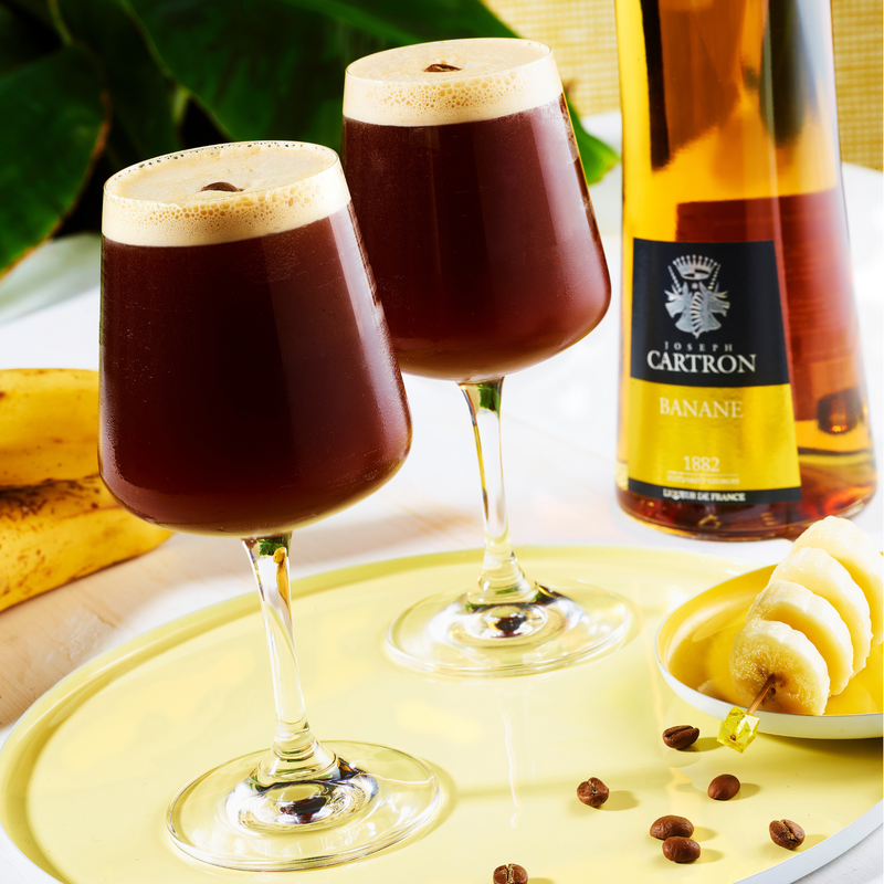 Load image into Gallery viewer, Cartron Banane (Banana) Liqueur 700 ml - Main Street Liquor
