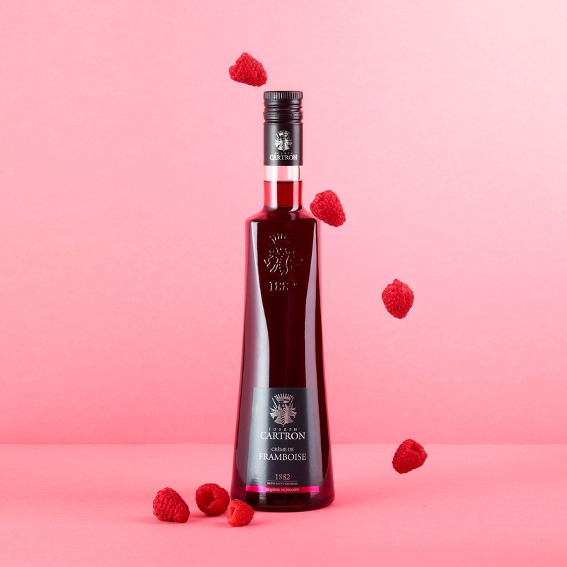 Load image into Gallery viewer, Cartron Crème de Framboise (Raspberry) Liqueur 700 ml - Main Street Liquor
