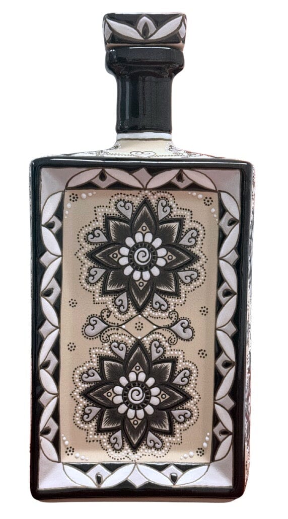 Load image into Gallery viewer, Dos Artes Extra Añejo Reserva Especial 1L - Main Street Liquor
