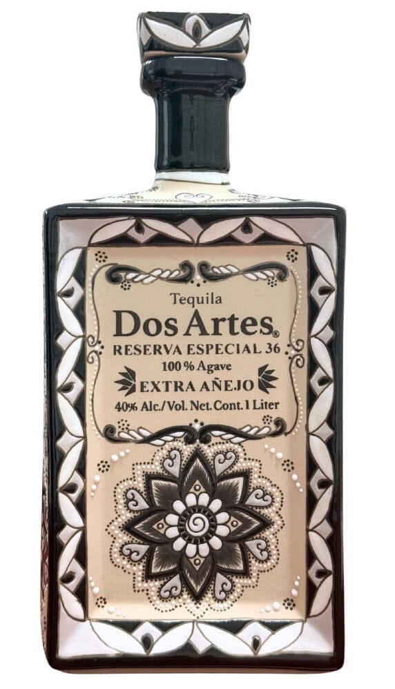 Load image into Gallery viewer, Dos Artes Extra Añejo Reserva Especial 1L - Main Street Liquor

