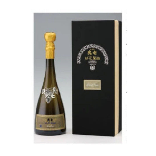 Daishichi Myoka Rangyoku Grande Cuvee Junmai Daiginjo Sake 750ml