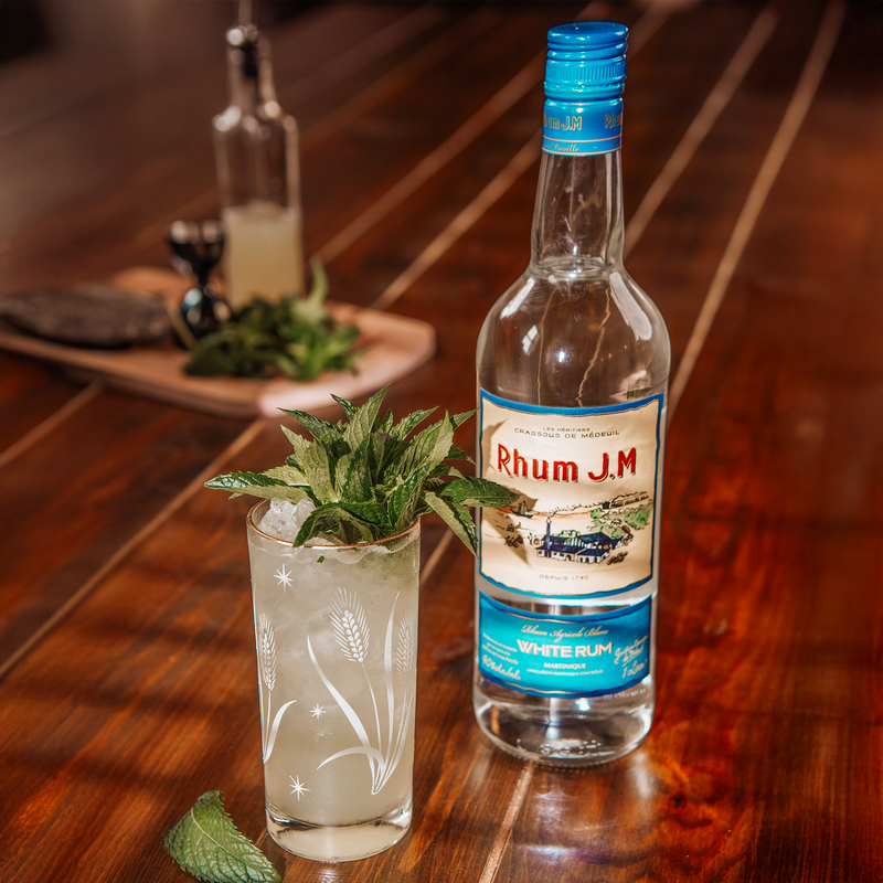 Load image into Gallery viewer, Rhum J.M. Agricole Blanc 40 White Rum - Main Street Liquor
